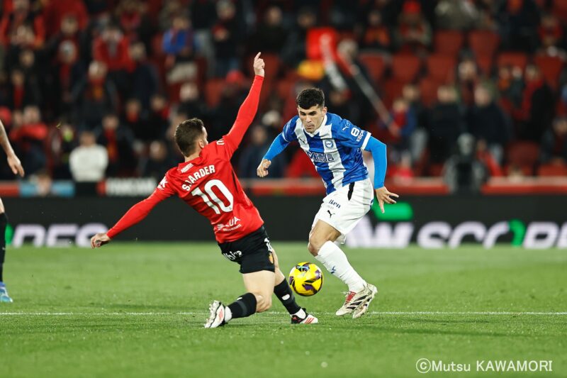 Please do not reproduce without prior permission.