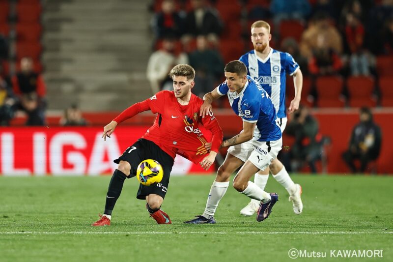 Please do not reproduce without prior permission.