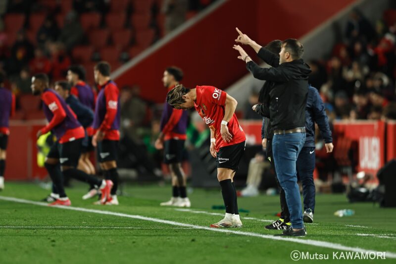 Please do not reproduce without prior permission.