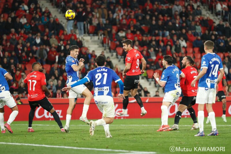 Please do not reproduce without prior permission.