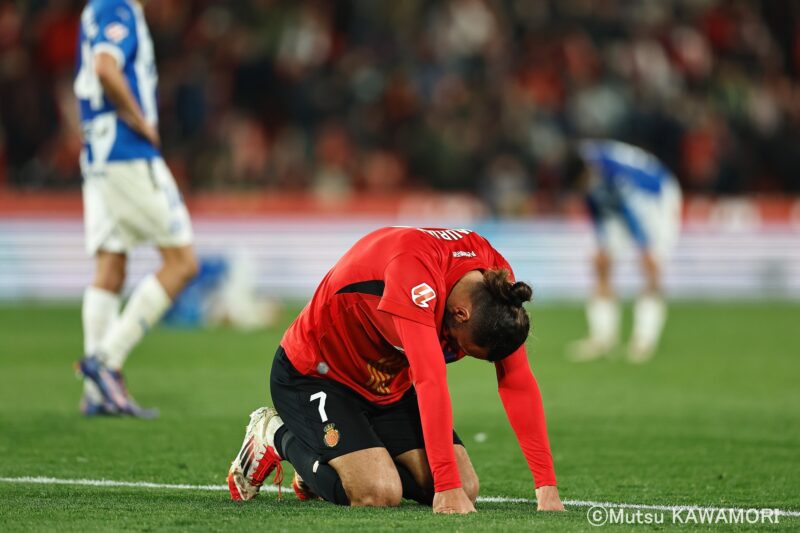 Please do not reproduce without prior permission.