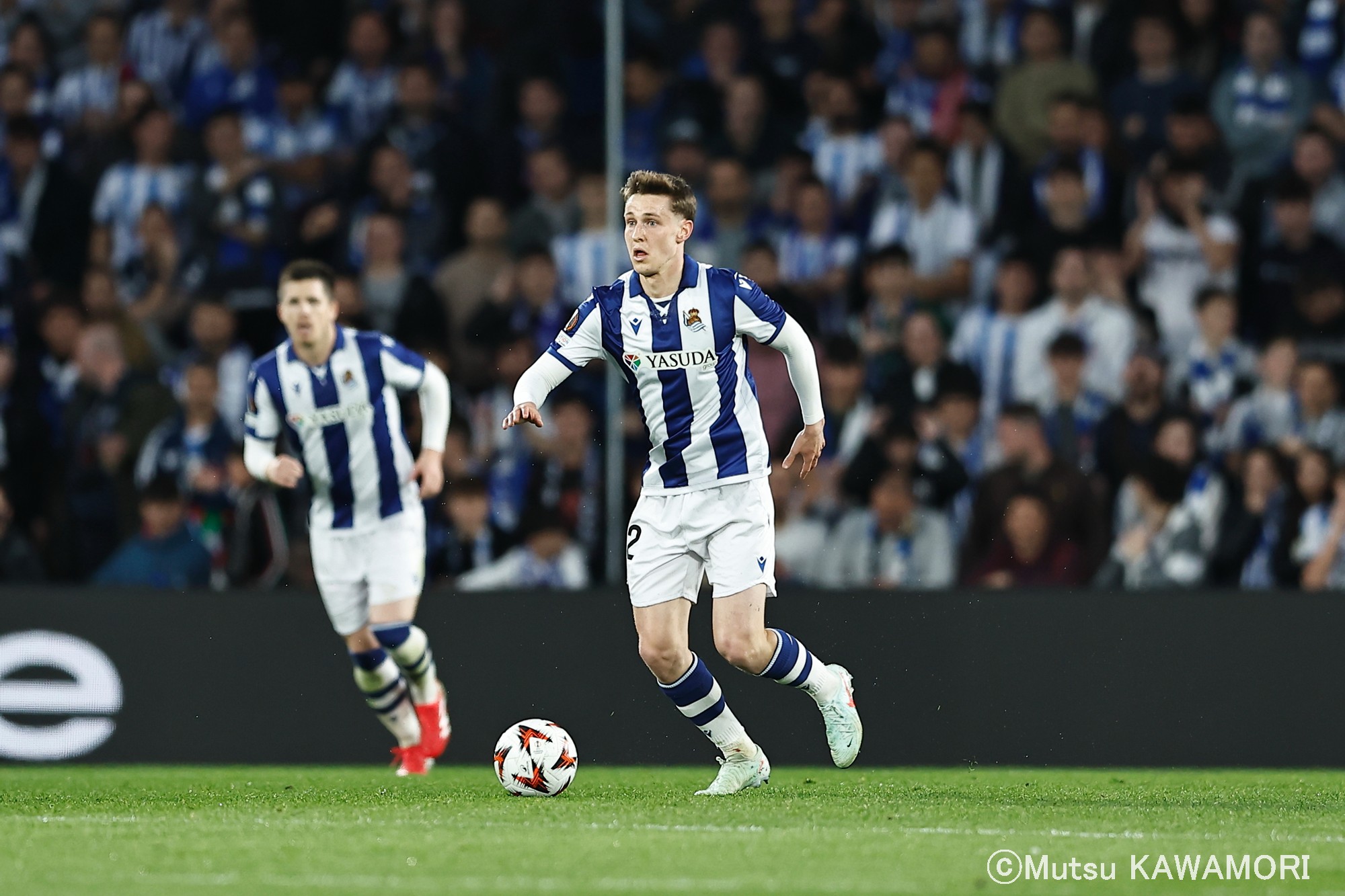 Please do not reproduce without prior permission.