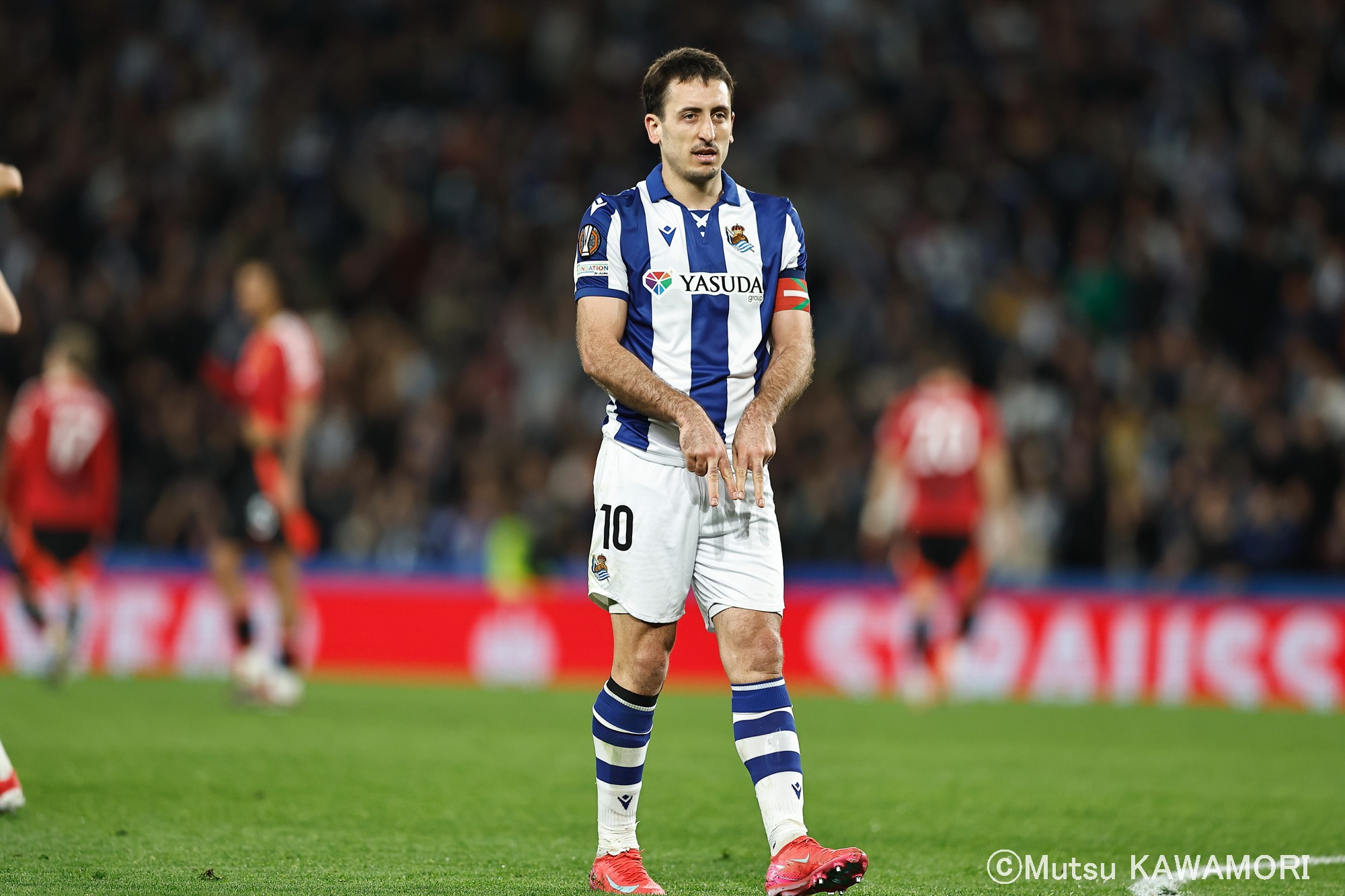 Please do not reproduce without prior permission.