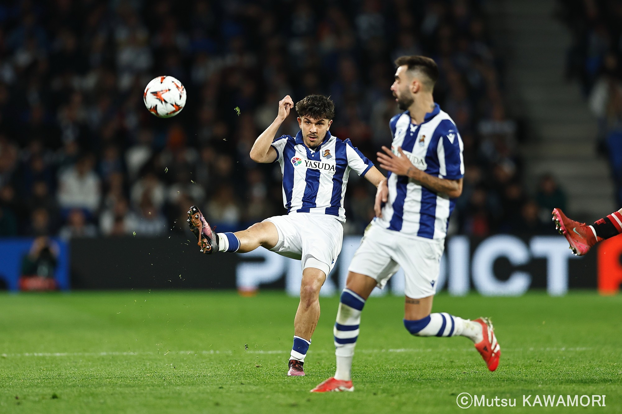 Please do not reproduce without prior permission.