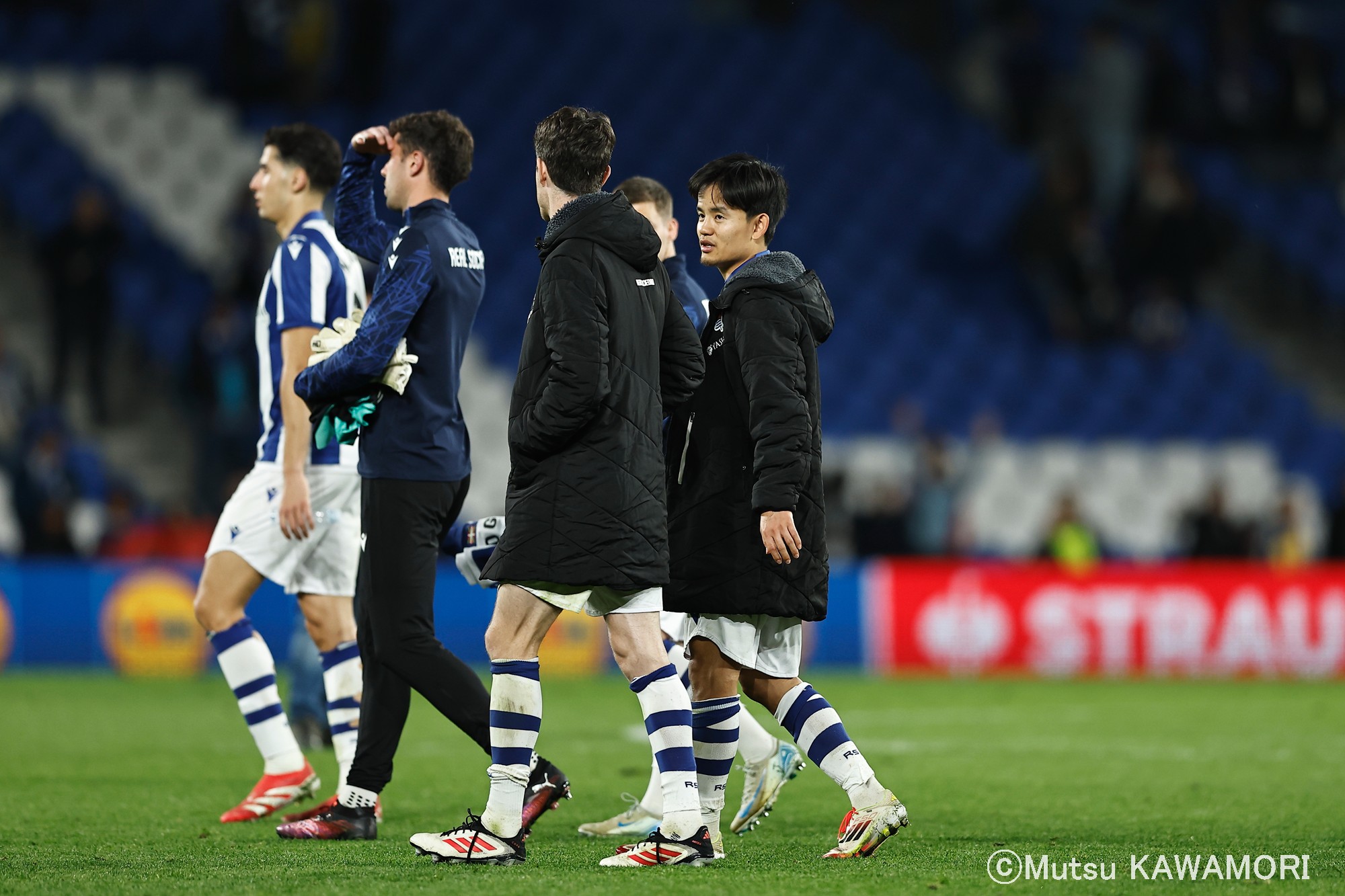 Please do not reproduce without prior permission.