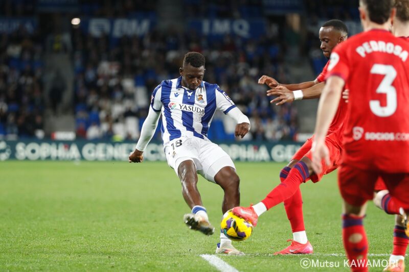 Please do not reproduce without prior permission.