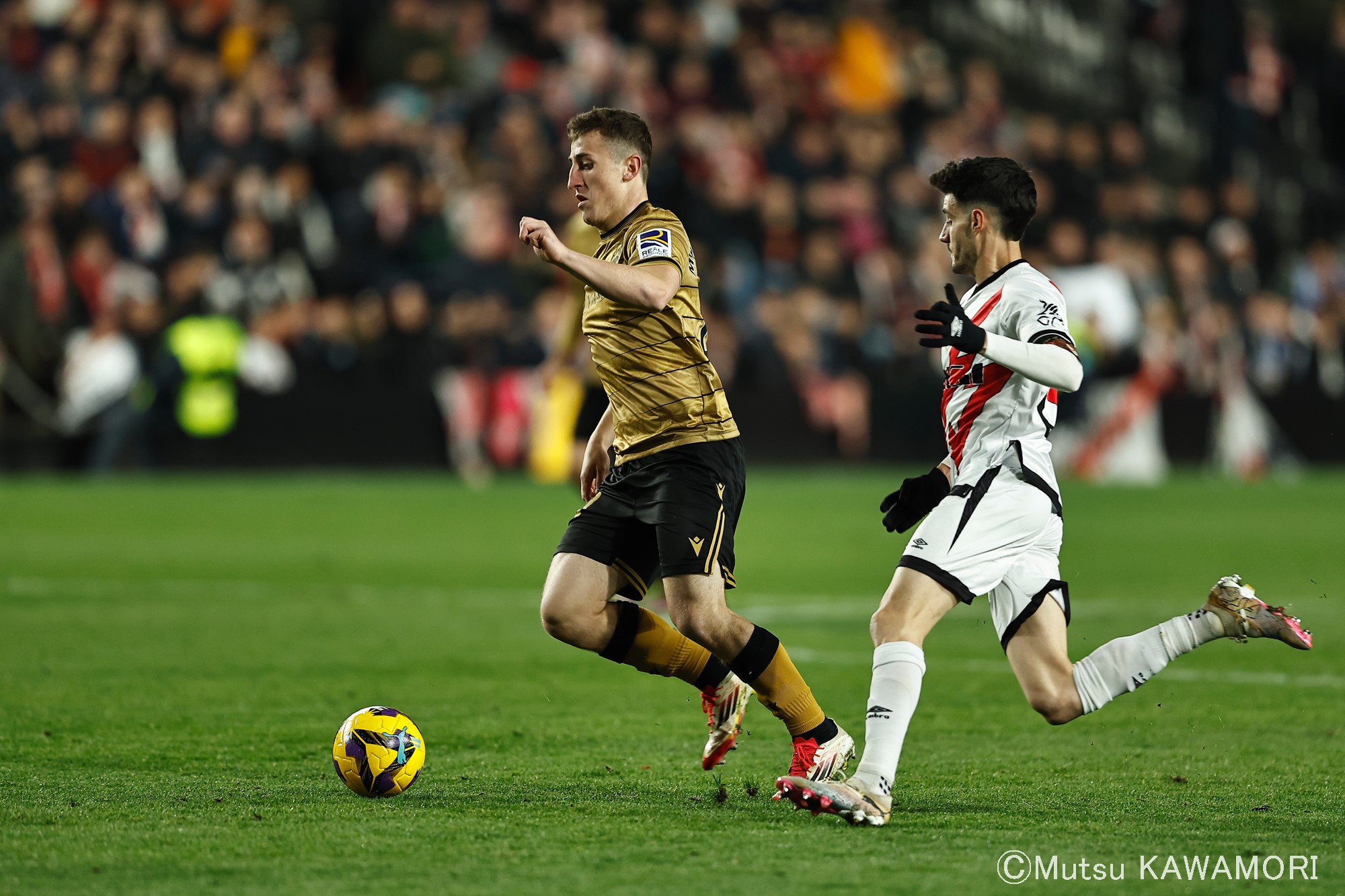 Please do not reproduce without prior permission.