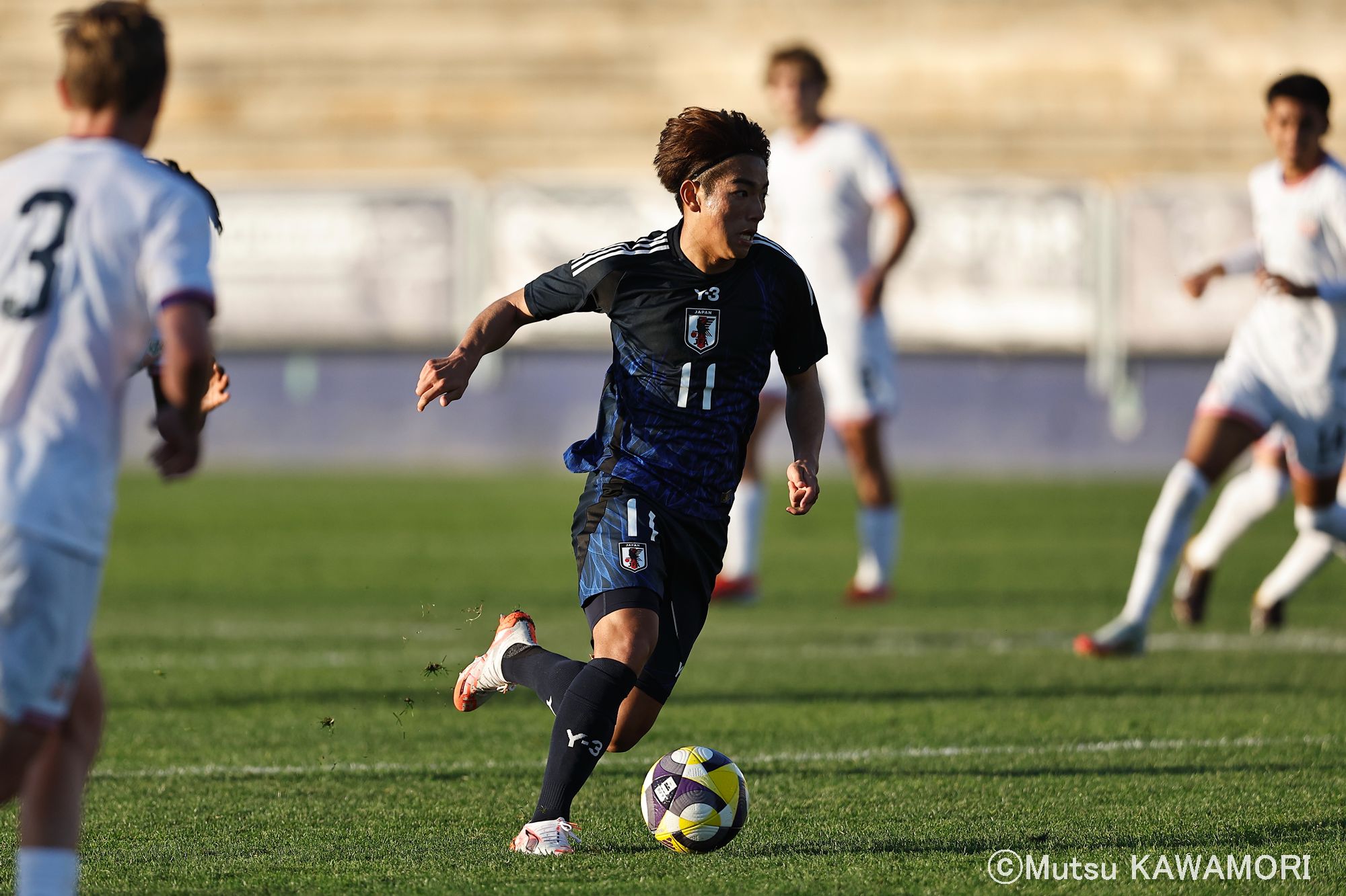 Please do not reproduce without prior permission.