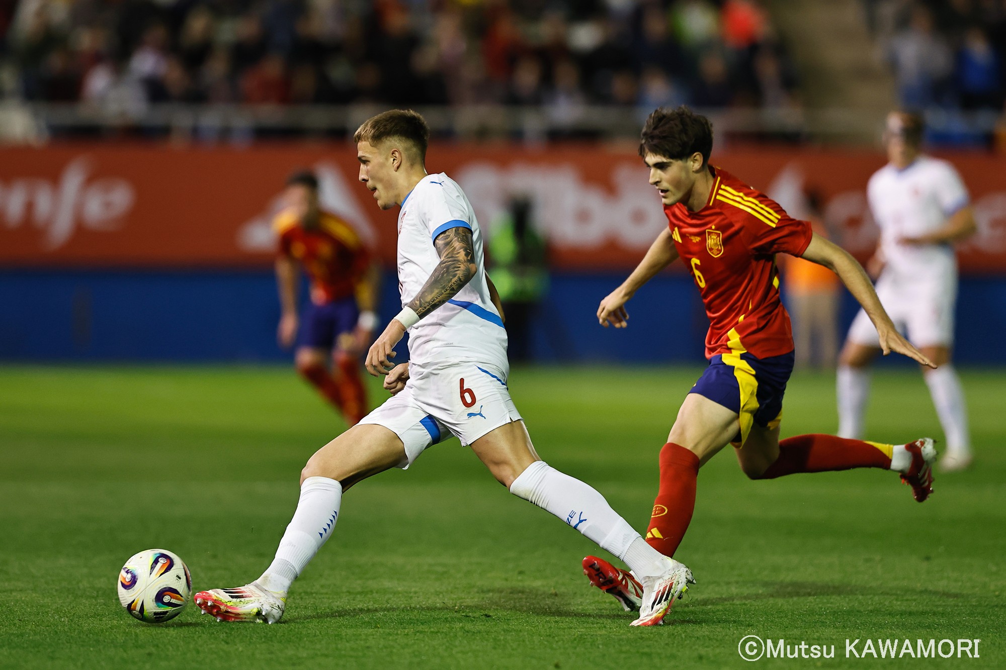 Please do not reproduce without prior permission.