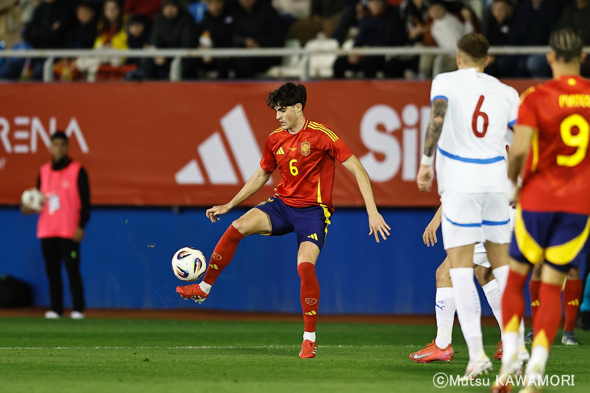 Please do not reproduce without prior permission.