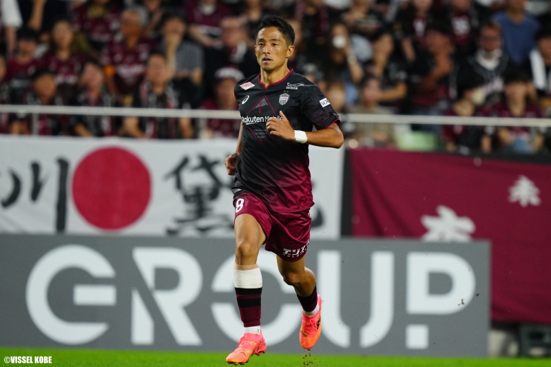 森岡亮太