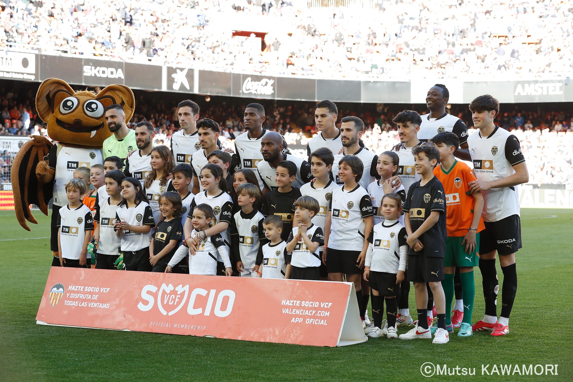 Please do not reproduce without prior permission.