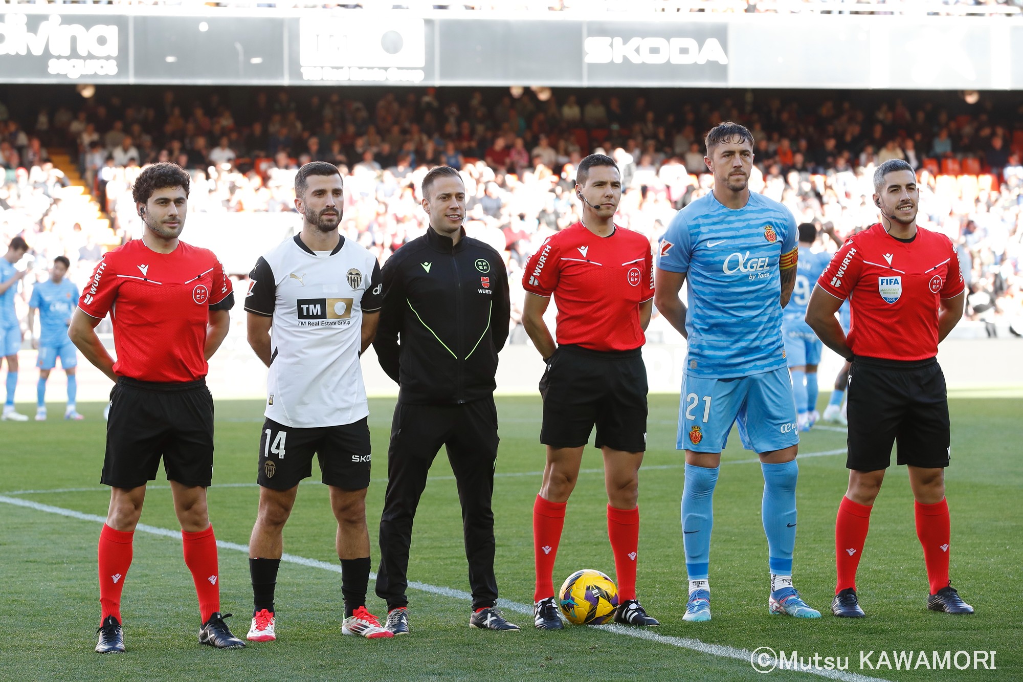 Please do not reproduce without prior permission.