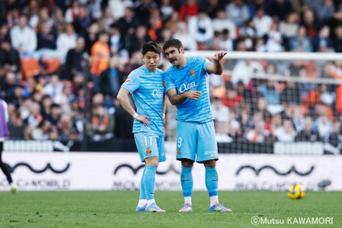 Please do not reproduce without prior permission.