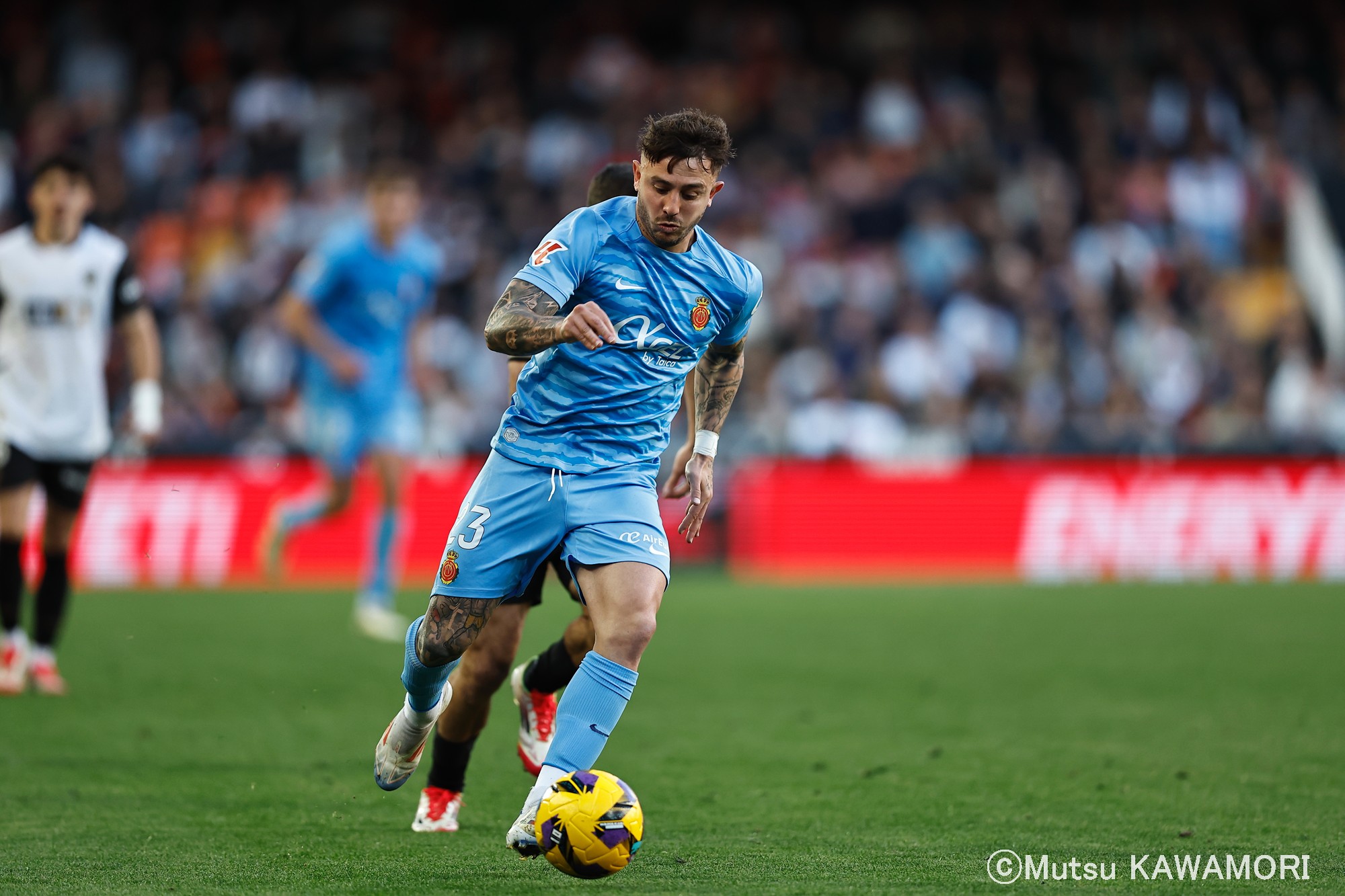 Please do not reproduce without prior permission.