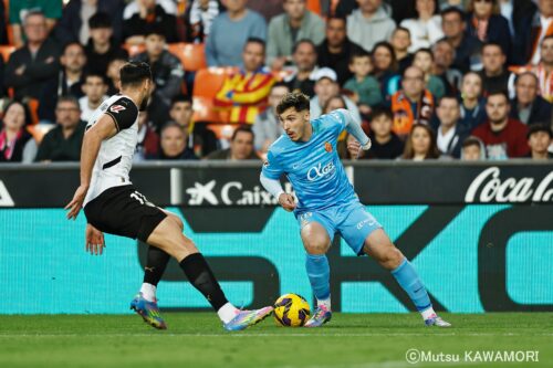 Please do not reproduce without prior permission.