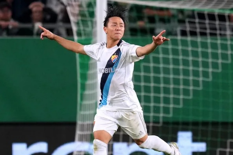 小杉啓太