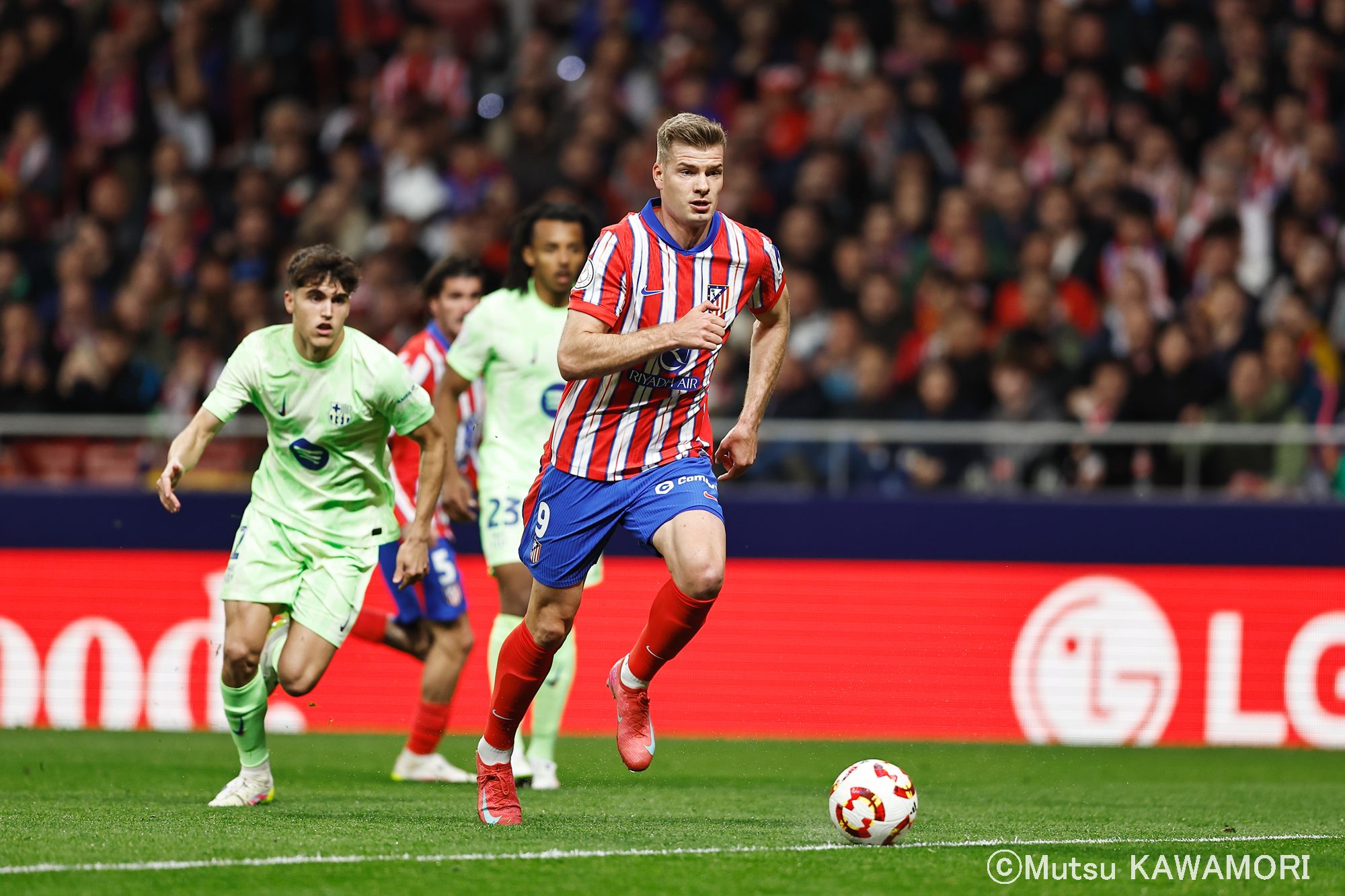 Please do not reproduce without prior permission.