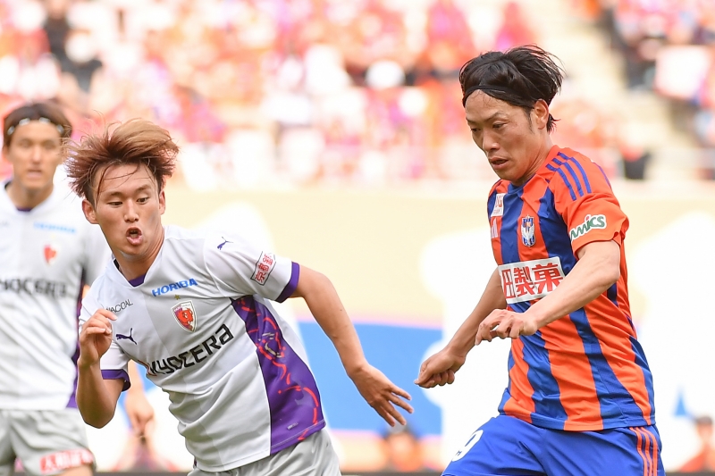 京都が初のJ1首位浮上！　エリアス＆奥川雅也の後半2得点で新潟に逆転勝利