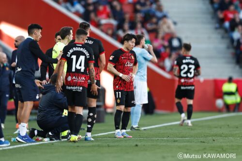 Please do not reproduce without prior permission.