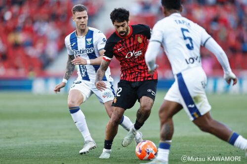 Please do not reproduce without prior permission.