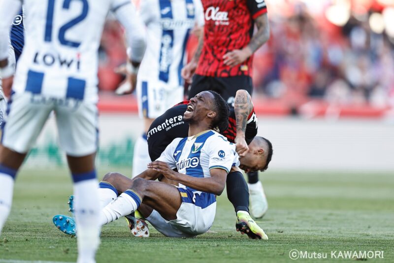 Please do not reproduce without prior permission.