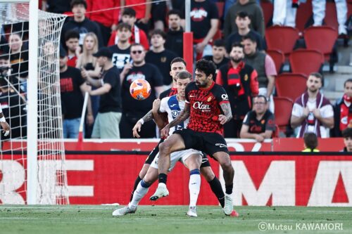 Please do not reproduce without prior permission.