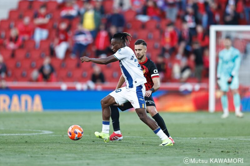 Please do not reproduce without prior permission.