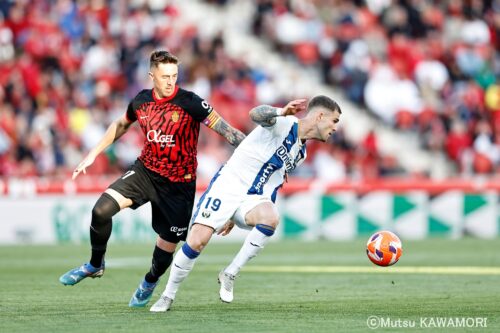 Please do not reproduce without prior permission.