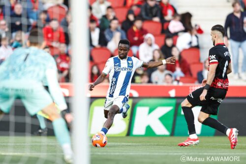 Please do not reproduce without prior permission.