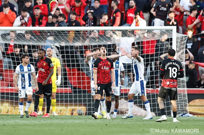 Please do not reproduce without prior permission.