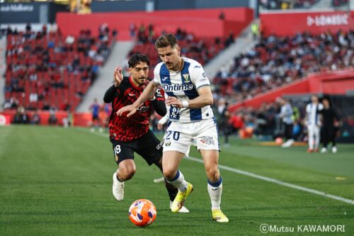 Please do not reproduce without prior permission.