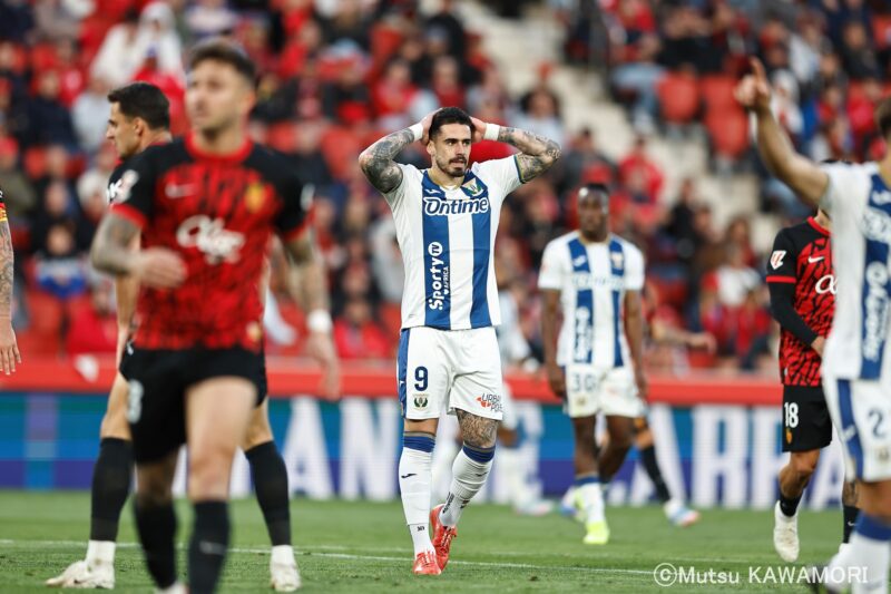 Please do not reproduce without prior permission.