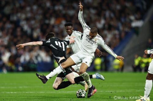 Please do not reproduce without prior permission.