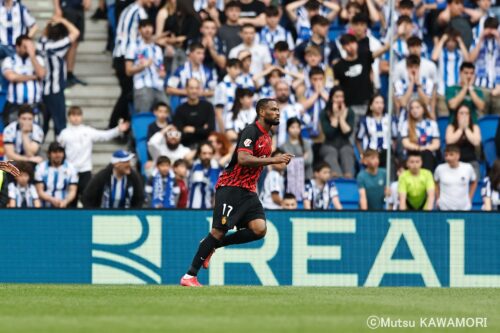 Please do not reproduce without prior permission.