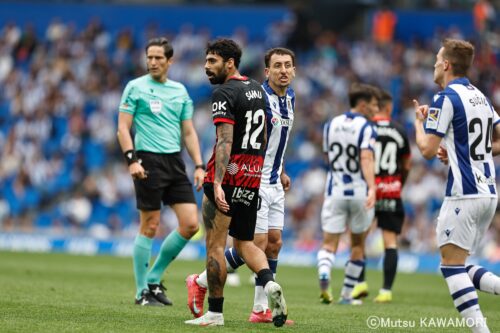 Please do not reproduce without prior permission.