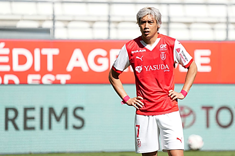 伊東純也