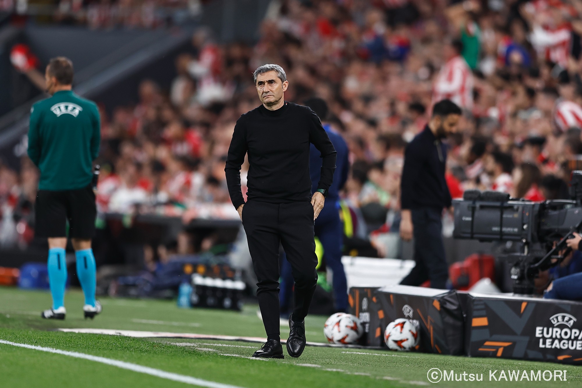 Please do not reproduce without prior permission.