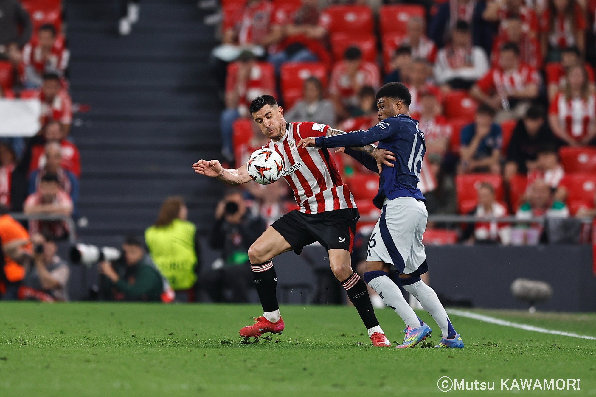 Please do not reproduce without prior permission.