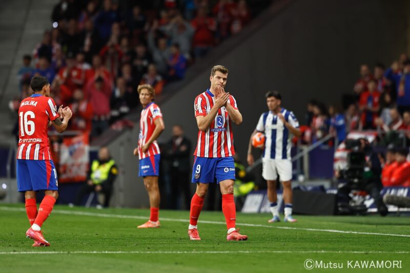 Please do not reproduce without prior permission.