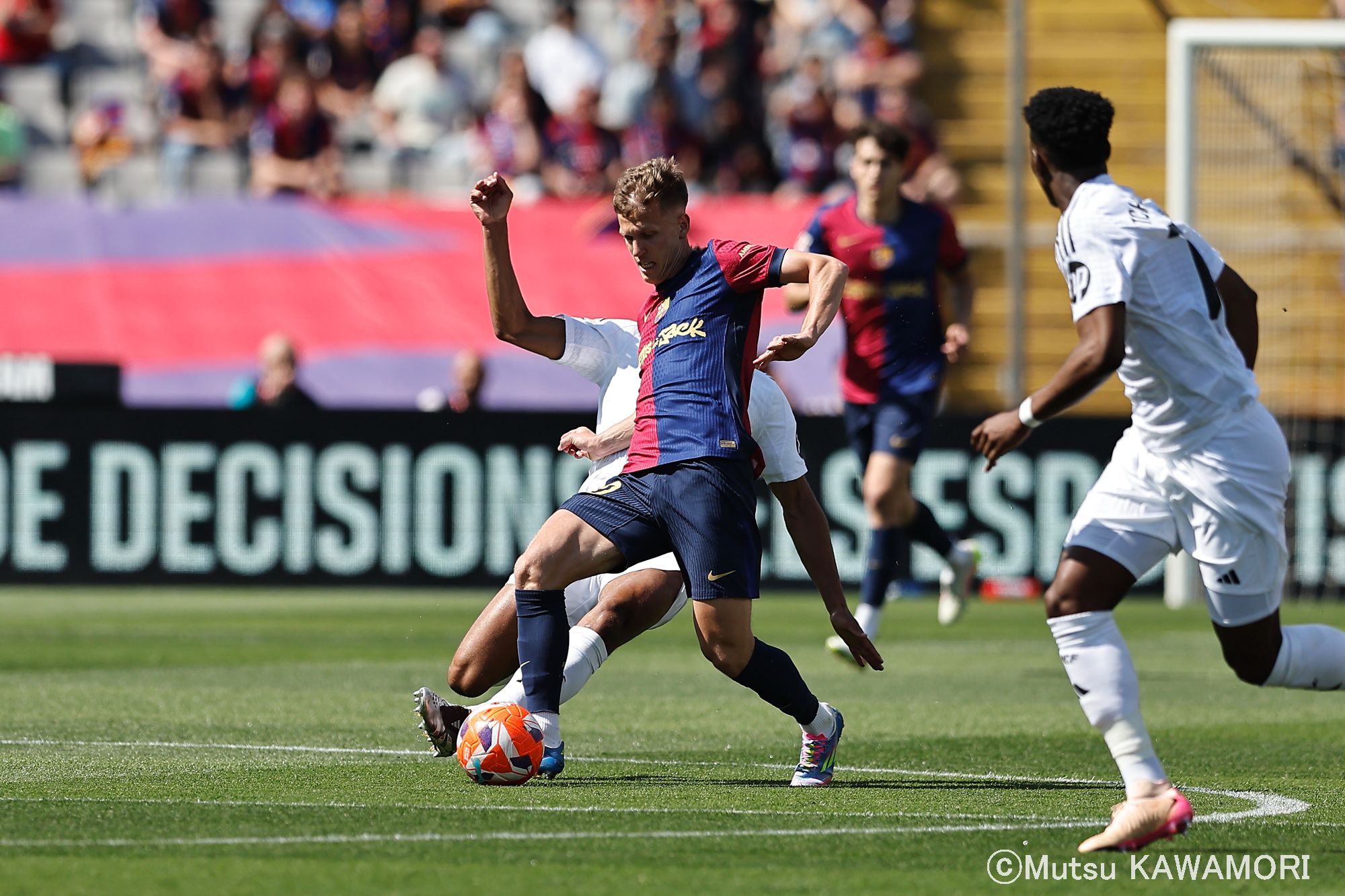 Please do not reproduce without prior permission.