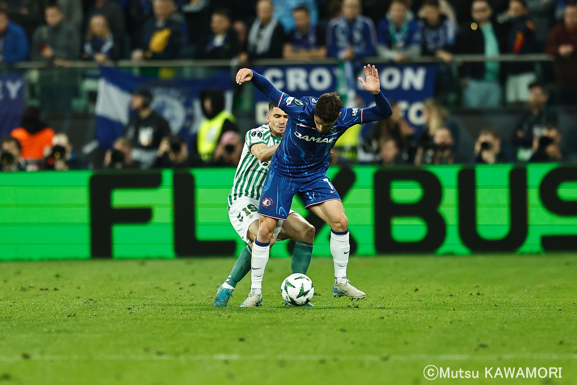 Please do not reproduce without prior permission.