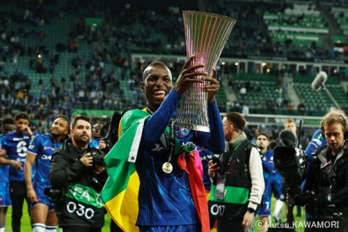 Please do not reproduce without prior permission.