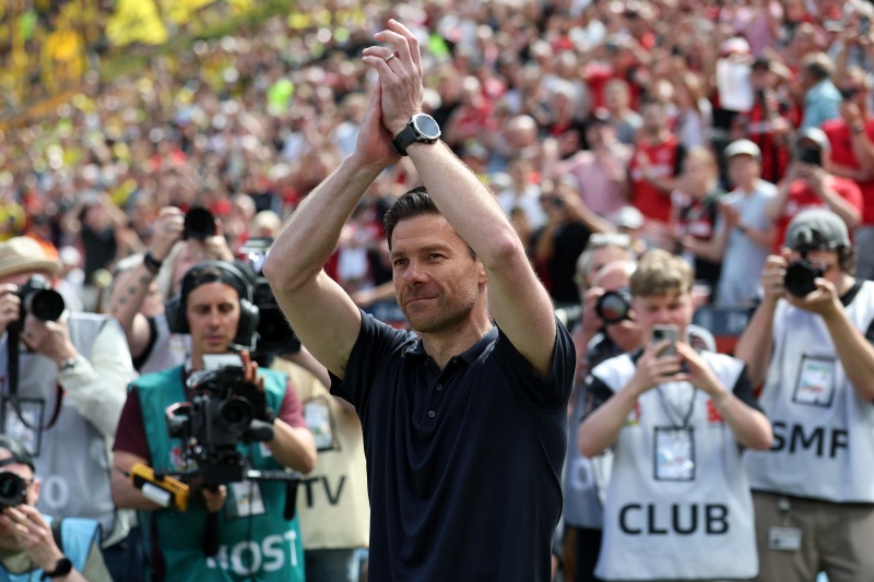 シャビ アロンソ スペイン代表 サイン ユニフォーム レアル マドリード