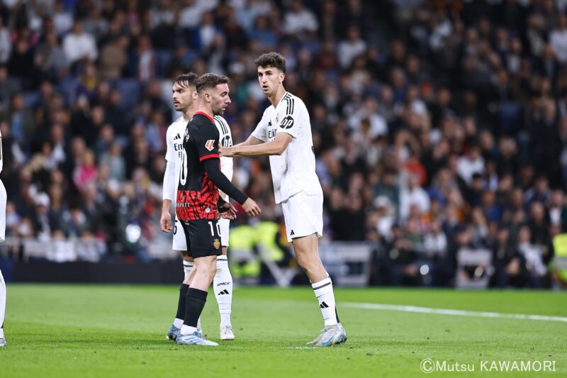 Please do not reproduce without prior permission.