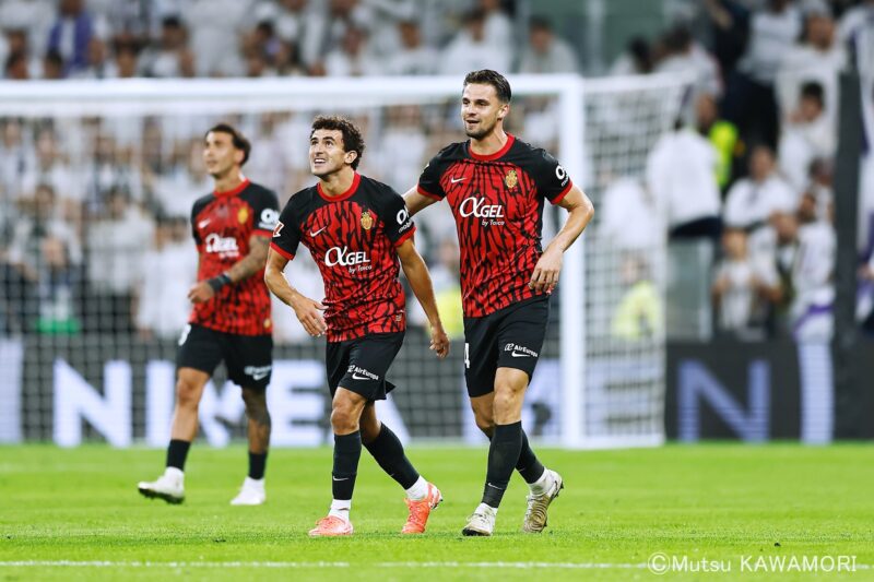 Please do not reproduce without prior permission.