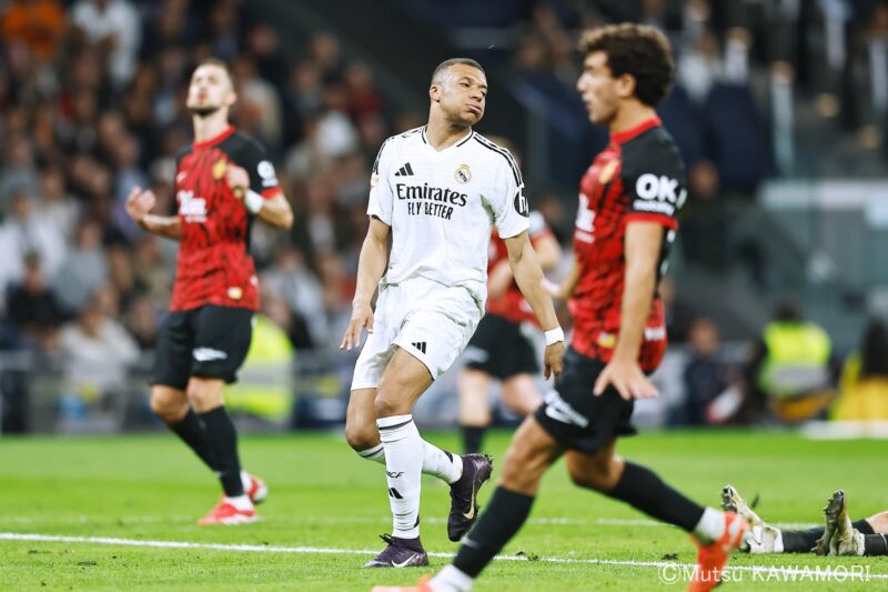 Please do not reproduce without prior permission.