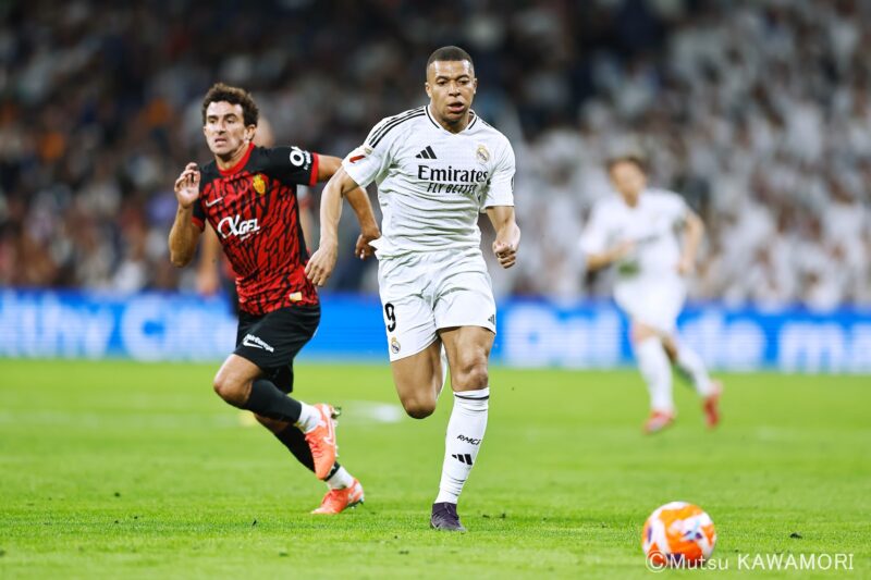 Please do not reproduce without prior permission.