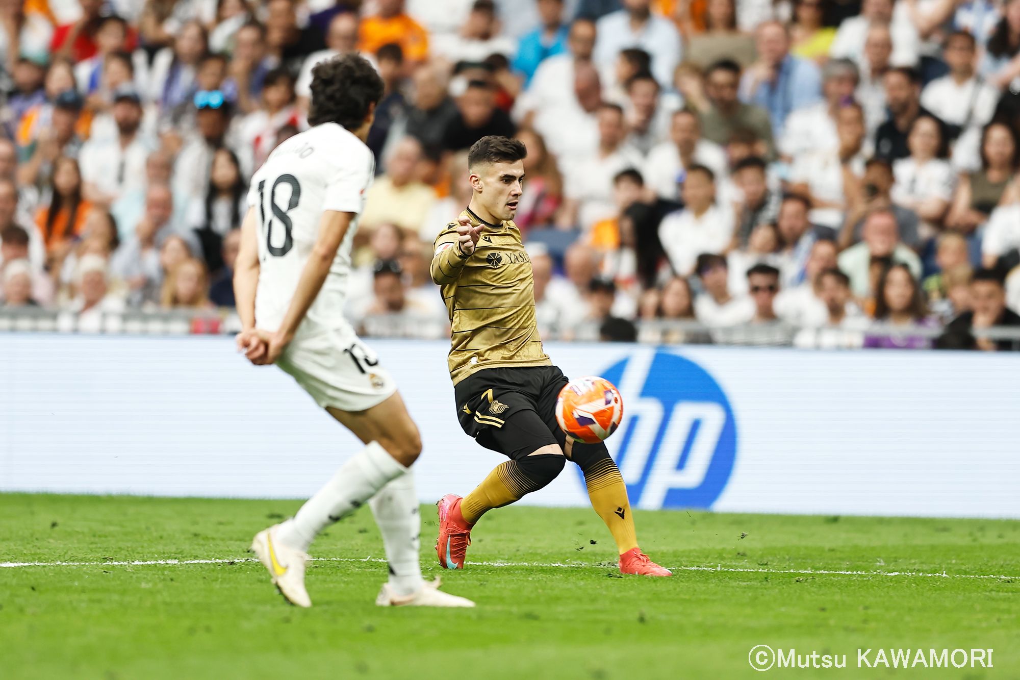 Please do not reproduce without prior permission.