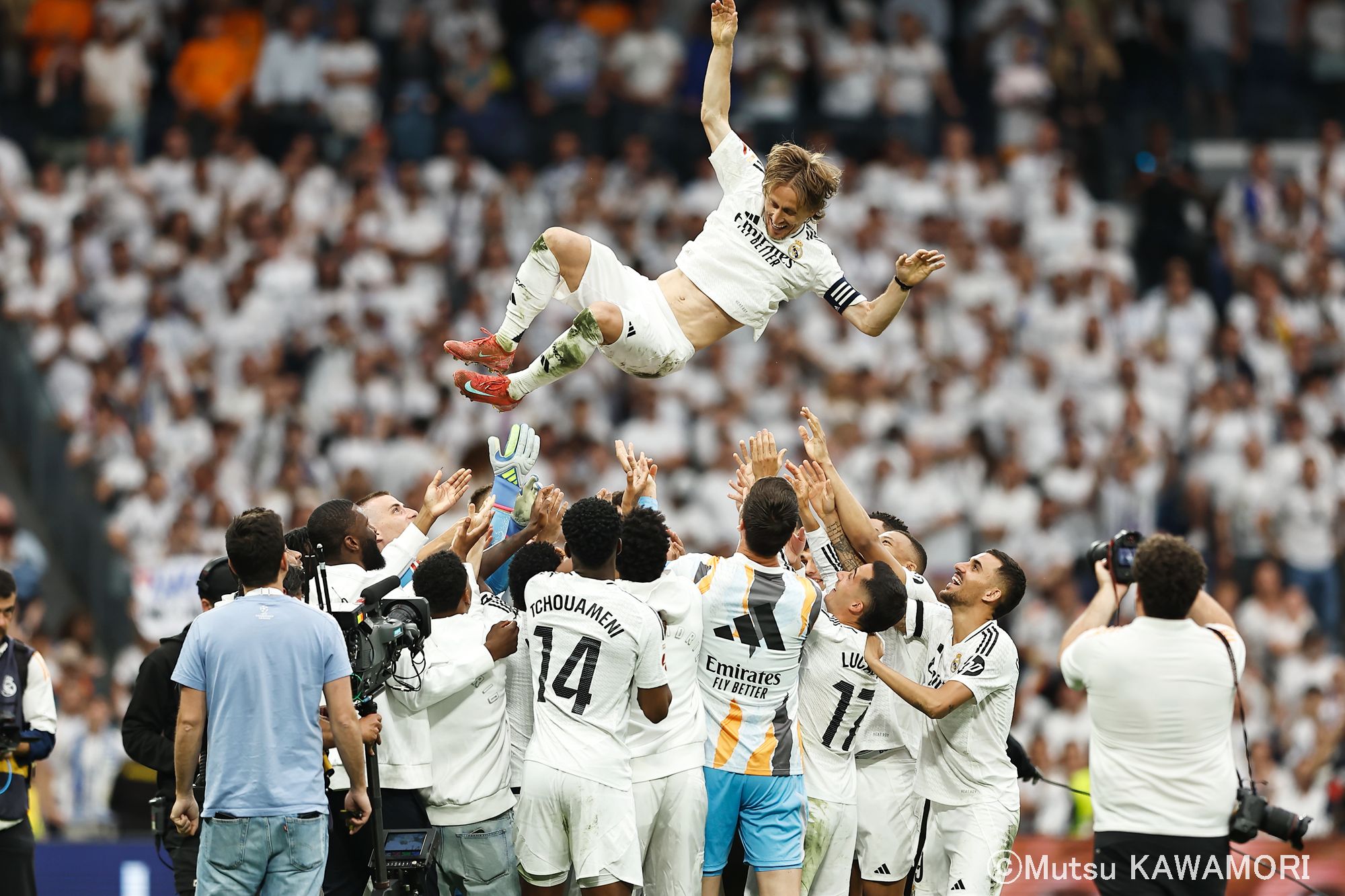 Please do not reproduce without prior permission.